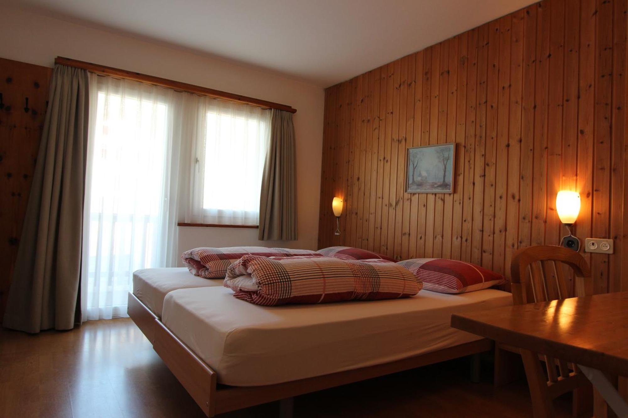 Hotel Al Rom Tschierv Ruang foto