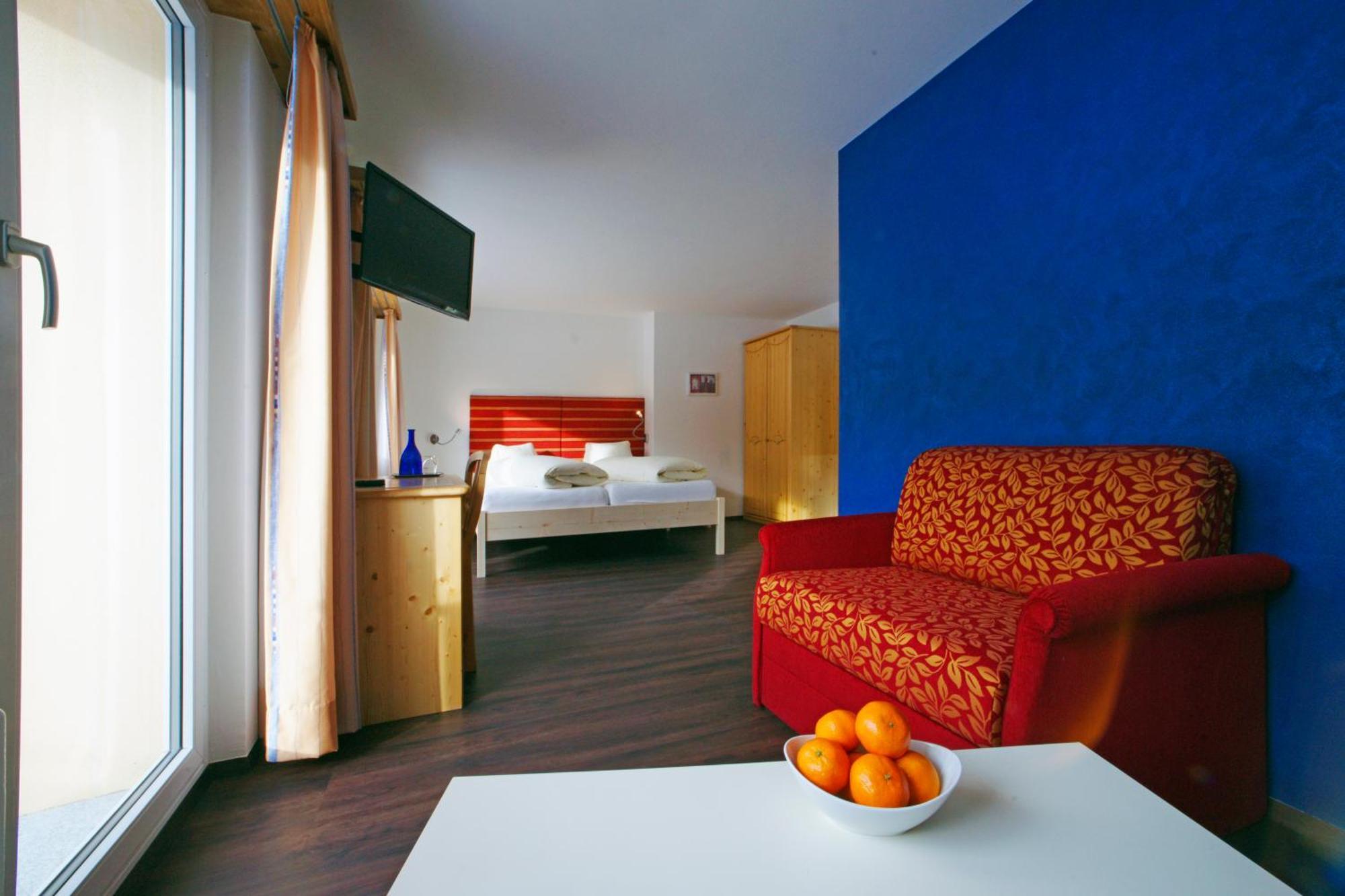 Hotel Al Rom Tschierv Ruang foto