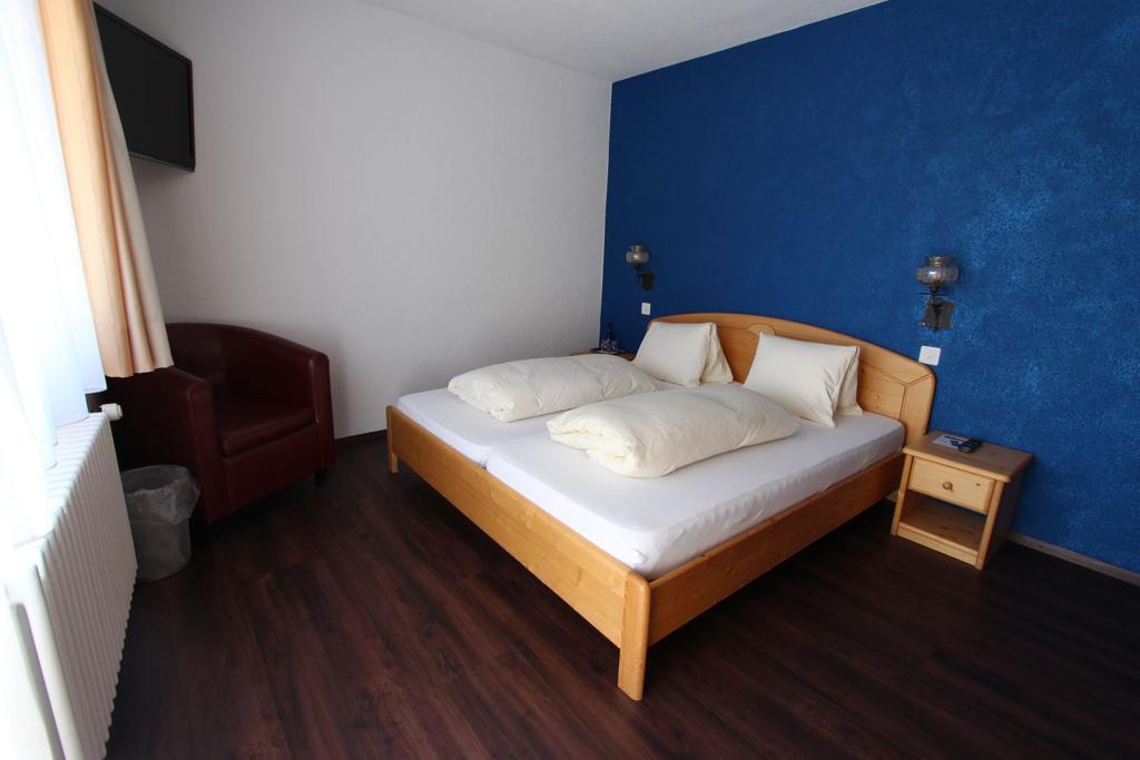 Hotel Al Rom Tschierv Bagian luar foto